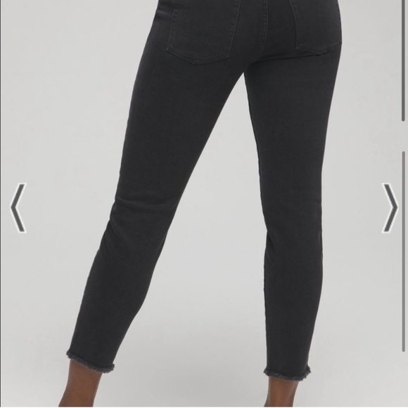 Good American. Good Girlfriend petite fit. Distressed. Size 0. Very light wear. - Picture 3 of 5